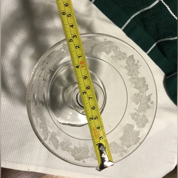 RARE FIND~Vintage Early American Pattern Crystal Glass Compote~ Bowl~Centerpiece - Picture 8 of 8
